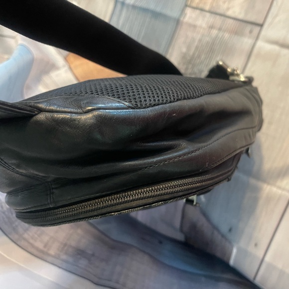 Coach Charles Pack in Signature Jacquard F54787 in GUC - Picture 3 of 11